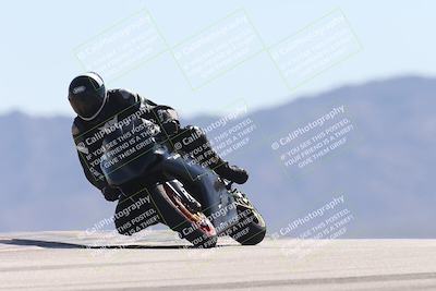 media/Oct-13-2025-Moto Forza (Mon) [[a66d839500]]/3-B Group/Session 4 (Turn 9)/